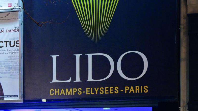 Le Lido emblématique des soirées parisiennes
